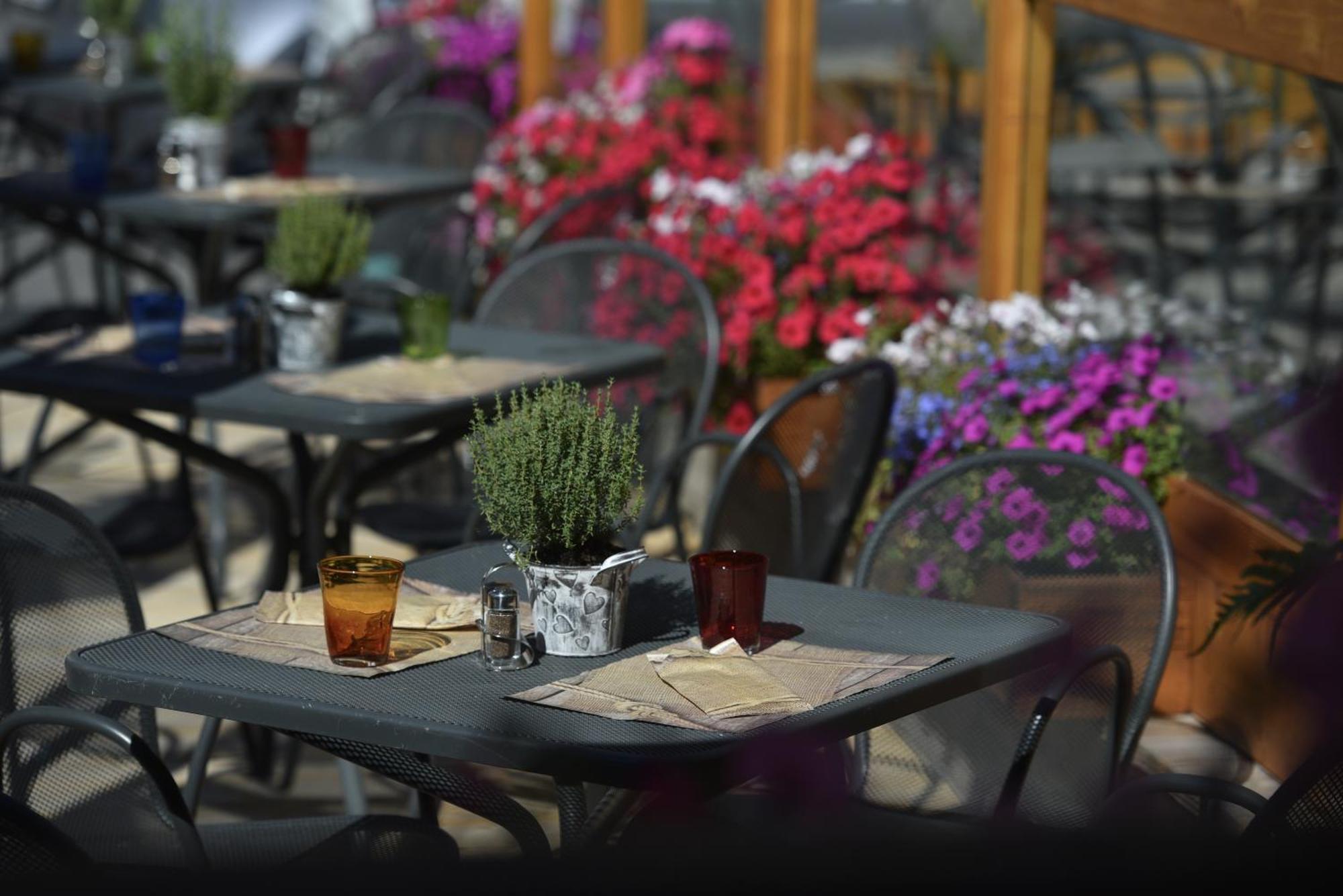 Hotel Galli'S - Centro Ливиньо Екстериор снимка